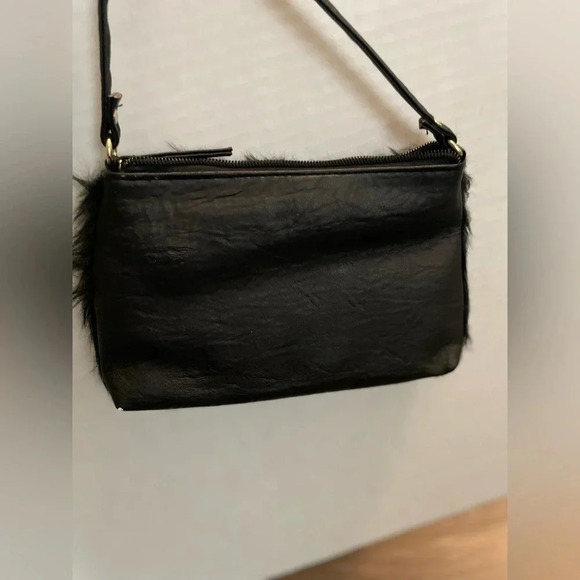 Rue 21 Y2K black faux fur crossbody small purse-NWT - Picture 4 of 6